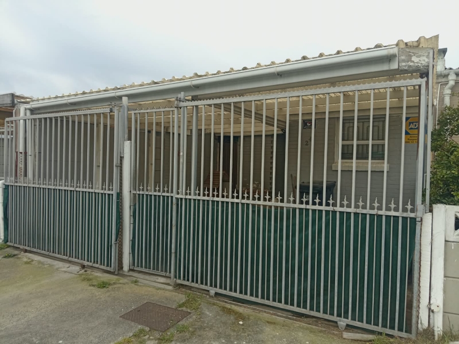 3 Bedroom Property for Sale in Westridge Western Cape